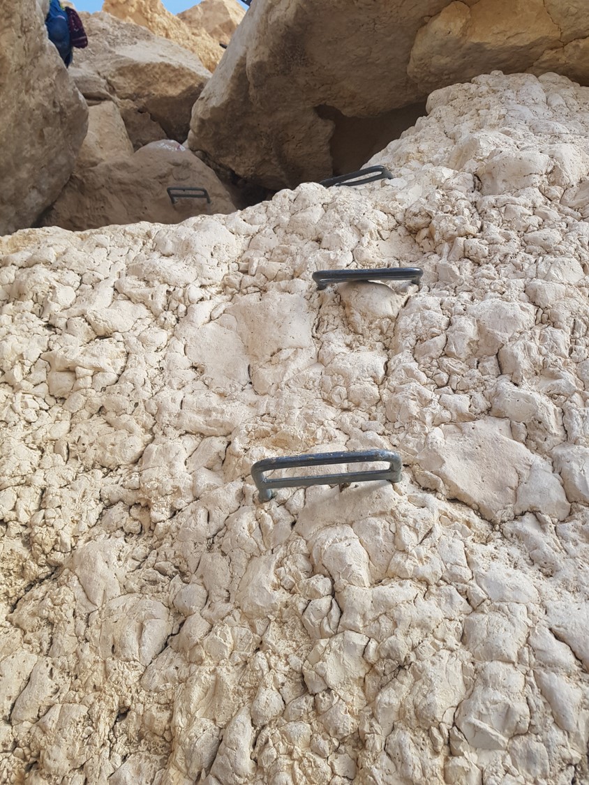 Hiking on the Israel National Trail