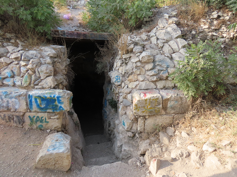 The entrance to the waterhole of Safed's Citadel